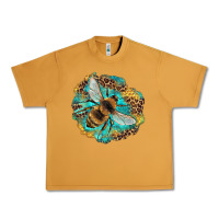 Peanut Butter leopard honeycomb with bee Urban Heavy Tee - Artiststas