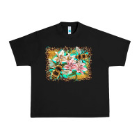 Black bees and lilies with leopard Urban Heavy Tee - Artiststas