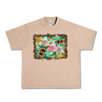 Burro bees and lilies with leopard Urban Heavy Tee - Artiststas