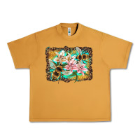 Peanut Butter bees and lilies with leopard Urban Heavy Tee - Artiststas
