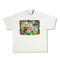Pistachio bees and lilies with leopard Urban Heavy Tee - Artiststas