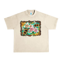 Sandshell bees and lilies with leopard Urban Heavy Tee - Artiststas