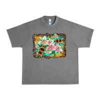 Tornado bees and lilies with leopard Urban Heavy Tee - Artiststas