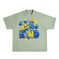 Oil Green down syndrome be kind Urban Heavy Tee - Artiststas