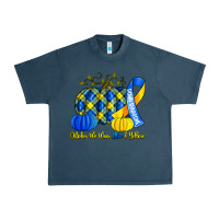 Midnight Navy october we wear blue and yellow with pumpkins Urban Heavy Tee - Artiststas