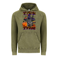 Vintage Olive Trick Or Treat Black Angus Heifer Vintage Hoodie - LillyAllenDesigns