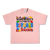 Salmon somebody's favorite daycare teacher Urban Heavy Tee - Artiststas