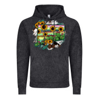 Vintage Black Connecticut State Map Vintage Hoodie - RanaPortraitStore