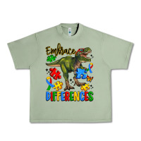 Oil Green embrace differences Urban Heavy Tee - Artiststas