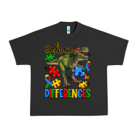 Pigment Black embrace differences Urban Heavy Tee - Artiststas