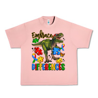 Salmon embrace differences Urban Heavy Tee - Artiststas