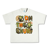 Pistachio on the hunt easter Urban Heavy Tee - Artiststas
