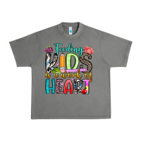 Tornado feeding kids is a work of heart Urban Heavy Tee - Artiststas