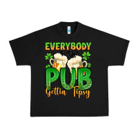 Black everybody in the pub gettin tipsy Urban Heavy Tee - Artiststas
