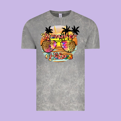 Summer Vibes2 Vintage Tee Designed By Jahusdesignshop