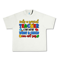 Pistachio only a special teacher can hear what a child can n Urban Heavy Tee - Artiststas
