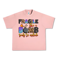 Salmon fragile like a bomb ready to explode Urban Heavy Tee - Artiststas