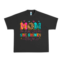 Pigment Black mom in every season she shines with grace Urban Heavy Tee - Artiststas