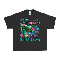 Pigment Black everyone's journey is different trust the flow Urban Heavy Tee - Artiststas