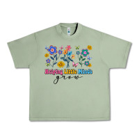 Oil Green helping little minds grow Urban Heavy Tee - Artiststas