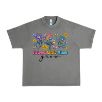 Tornado helping little minds grow Urban Heavy Tee - Artiststas