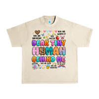 Sandshell dear tiny human behind me Urban Heavy Tee - Artiststas