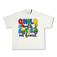 Pistachio child with autism on board Urban Heavy Tee - Artiststas