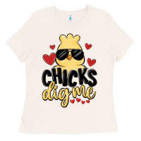 Chicks Dig Me Ladies Tee | Teevron