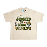 Sandshell fish lures hooked on being grandpa Urban Heavy Tee - Artiststas