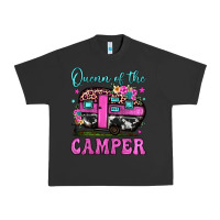 Pigment Black queen of the camper Urban Heavy Tee - JahusDesignShop