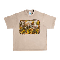 French Oak simmental bull and heifer with sunflowers Urban Heavy Tee - LillyAllenDesigns