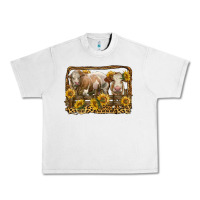 Lunar Rock simmental bull and heifer with sunflowers Urban Heavy Tee - LillyAllenDesigns