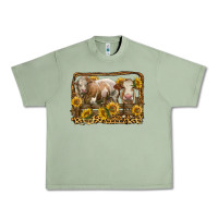 Oil Green simmental bull and heifer with sunflowers Urban Heavy Tee - LillyAllenDesigns