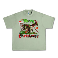Oil Green maine coon cat merry christmas Urban Heavy Tee - LillyAllenDesigns