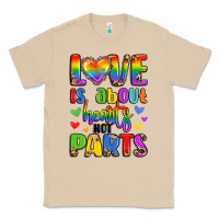 Mushroom love is about hearts not parts Classic Tee - LillyAllenDesigns