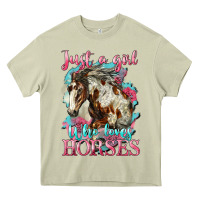 Mossy just a girl who loves horses mustang Heavy Core Tee - LillyAllenDesigns
