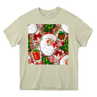 Mossy Christmas Santa Claus and gift box Heavy Core Tee - NancyCooperArtShop
