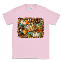 Bubblegum Pink fall pumpkin background Classic Tee - BundleAndBundleShop
