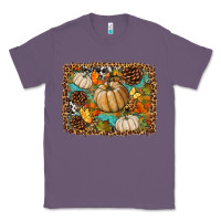 Lavender fall pumpkin background Classic Tee - BundleAndBundleShop