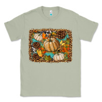 Matcha fall pumpkin background Classic Tee - BundleAndBundleShop