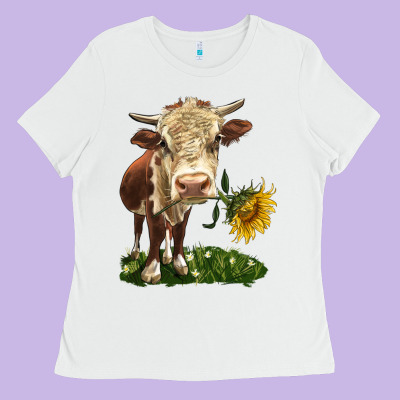 Hereford Heifer With Sunflower Ladies Tee Designed By Lillyallendesigns