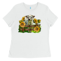 White charolais heifer with sunflowers Ladies Tee - LillyAllenDesigns