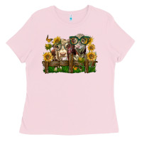 Bubblegum Pink hereford bull and heifer with sunflowers Ladies Tee - LillyAllenDesigns