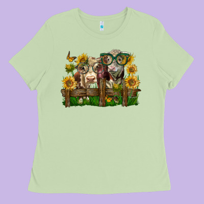 Hereford Bull And Heifer With Sunflowers Ladies Tee Designed By Lillyallendesigns