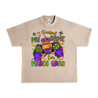 French Oak i paused my game for mardi gras Urban Heavy Tee - LillyAllenDesigns