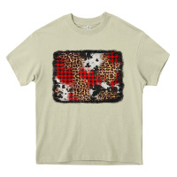 Mossy distressed cowhide leopard christmas background Heavy Core Tee - Jasminsmagicworld