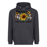 Smoke Being a mom makes my life complete Mother's Day Heavyweight Hoodie - FaDigitalArtStudio