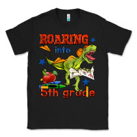 Black roaring into 5th grade Classic Tee - BundleAndBundleShop