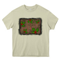 Mossy christmas plaid leopard mistletoe background Heavy Core Tee - BarkalooDesign