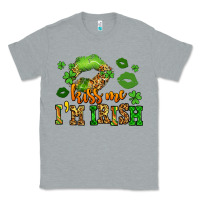 Heather Grey kiss me im irish st patricks lip stain Classic Tee - LillyAllenDesigns